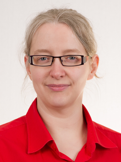 Simona Precht, Ersatzteilverkauf