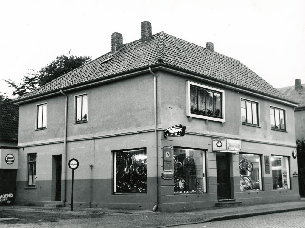 Historisches Foto des Geschäftshauses der Familie Brüning