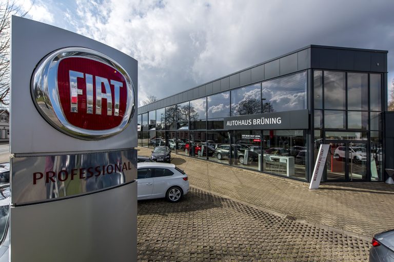Das Autohaus Brüning an der Nordenhamer Straße