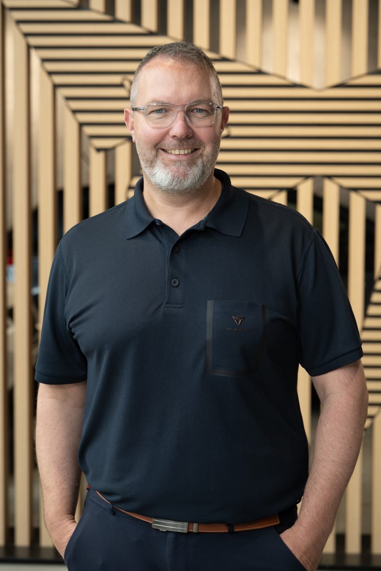 Marcus Holldorf, Verkauf
